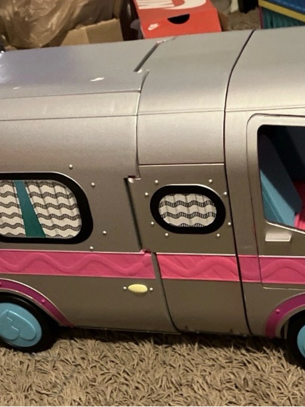 L.O.L. Surprise! Silver and Pink Camper Playset